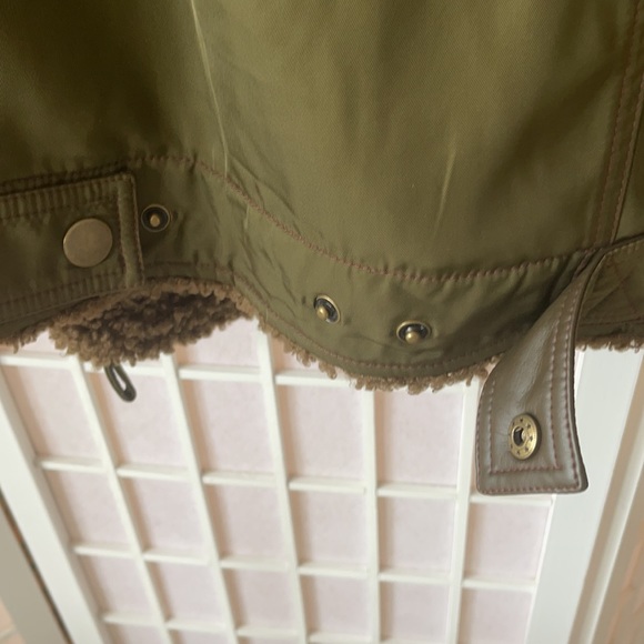 Like new Anthropologie Jacket - Picture 9 of 9